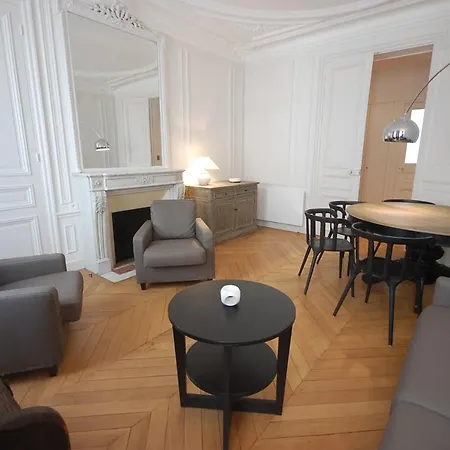 2 Bedrooms Latin Quarter Apartment Paris
