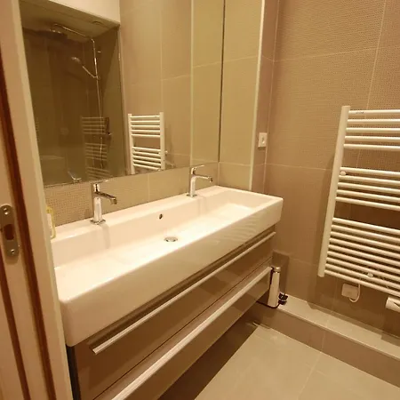 2 Bedrooms Latin Quarter Paris